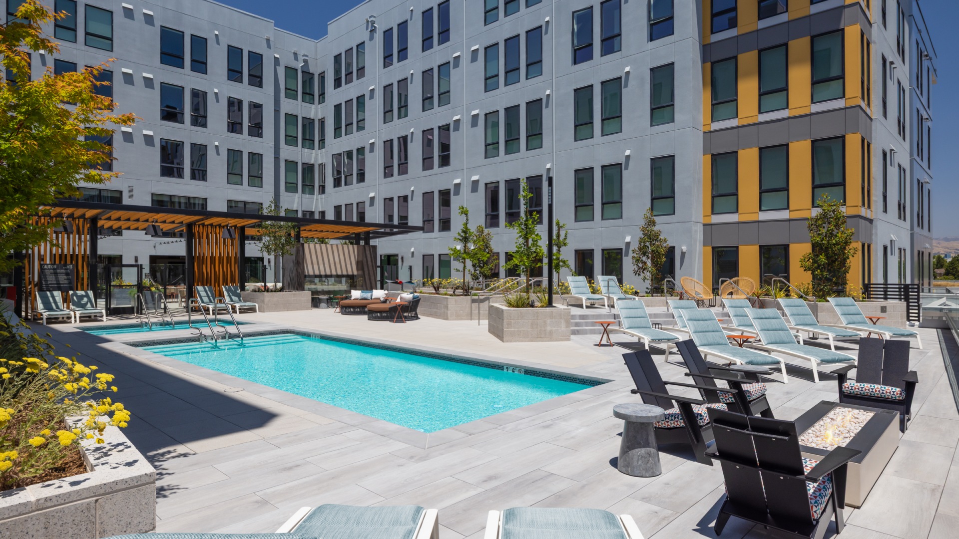 pool and tanning deck