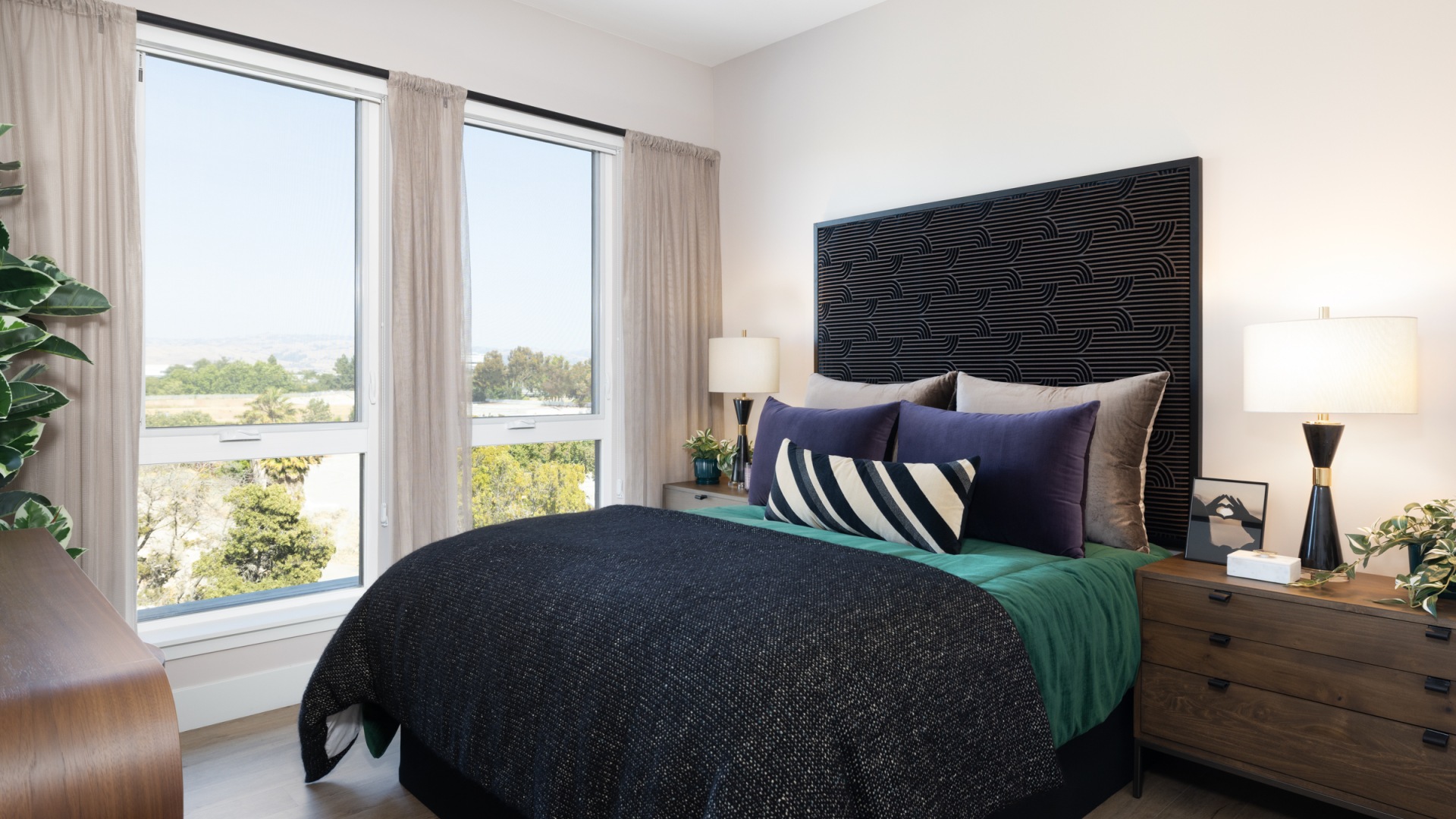 spacious bedroom
